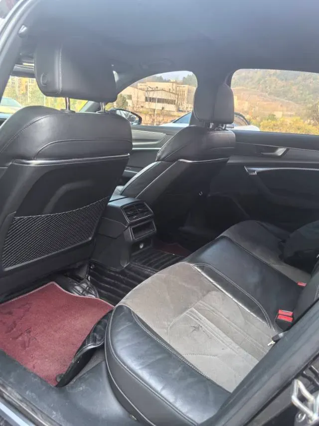 2020 Audi A6L 2.0T 190HP L4 7DCT,autocango,china used car exporter,china ev exporter,chinese used car exporter,chinese used ev exporter