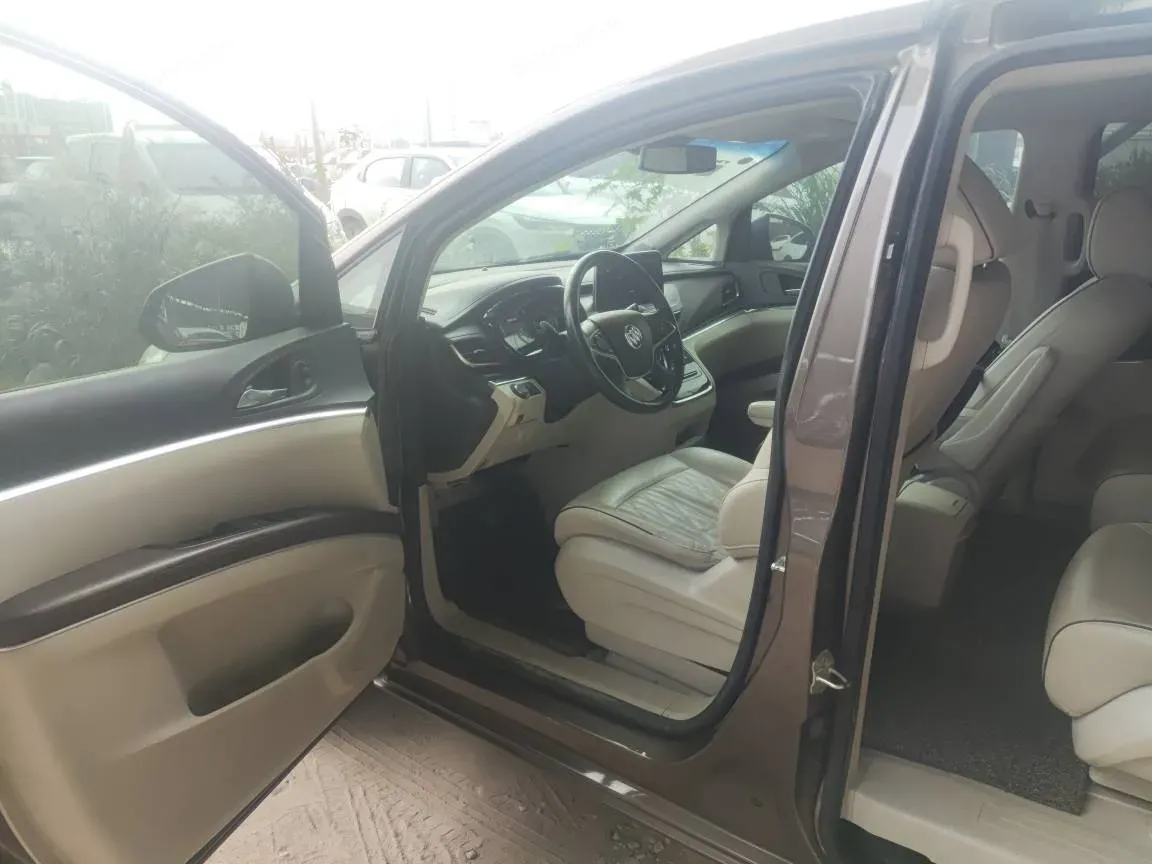 2022 Buick GL8 2.0T 237HP L4 9AT,autocango,china used car exporter,china ev exporter,chinese used car exporter,chinese used ev exporter