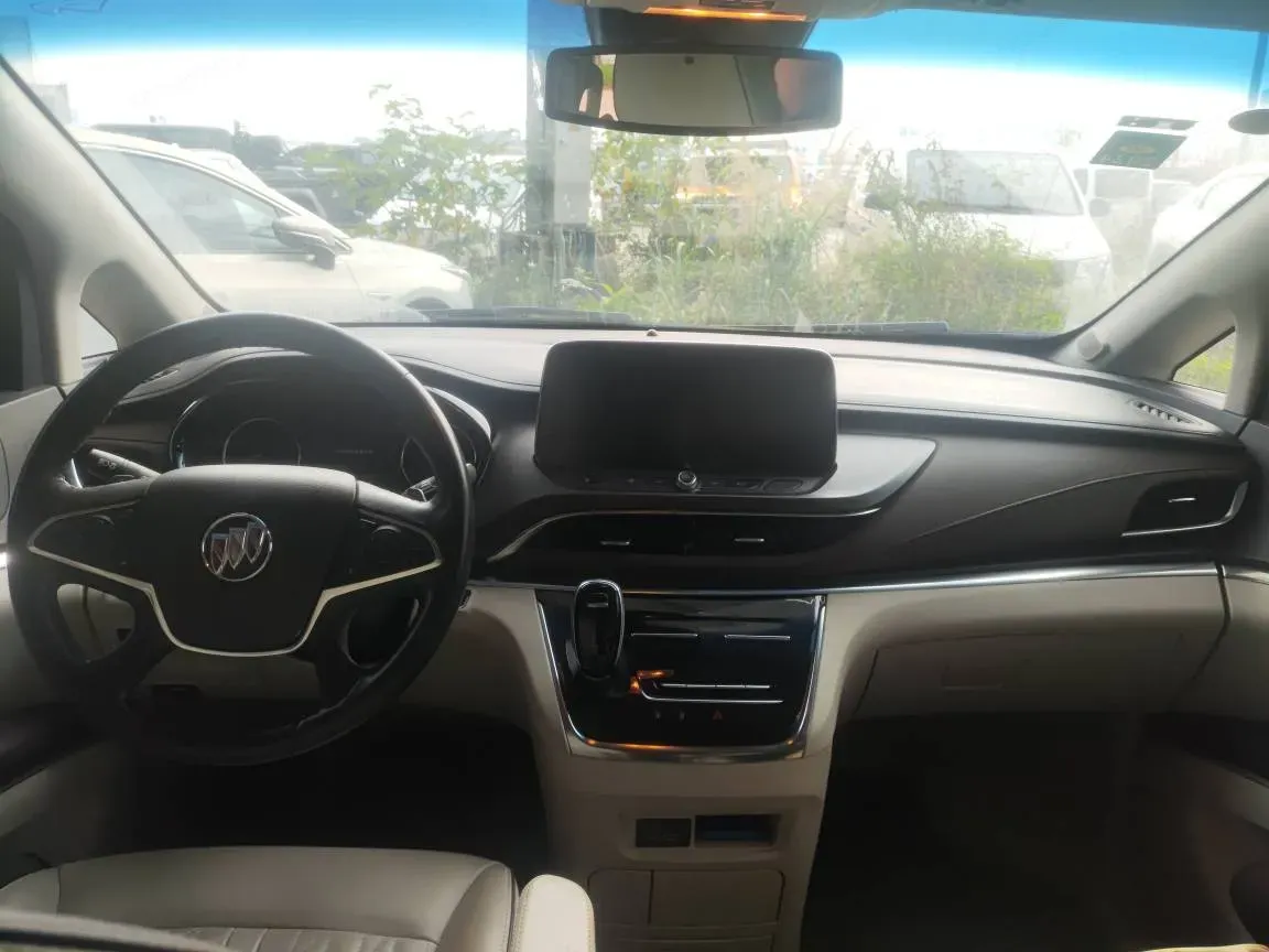 2022 Buick GL8 2.0T 237HP L4 9AT,autocango,china used car exporter,china ev exporter,chinese used car exporter,chinese used ev exporter