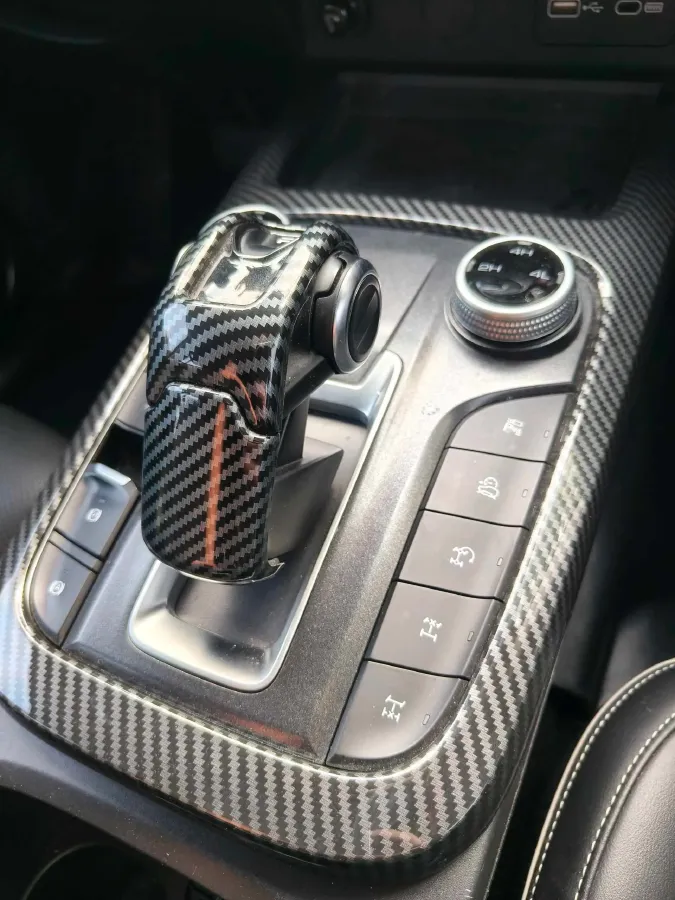 2021 Tank 300 2.0T 227HP L4 8AT,autocango,china used car exporter,china ev exporter,chinese used car exporter,chinese used ev exporter