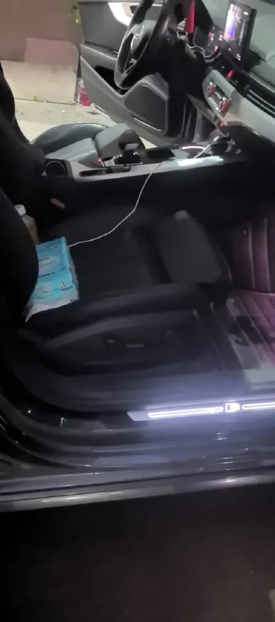 2020 Audi A4L 2.0T 190HP L4 7DCT,autocango,china used car exporter,china ev exporter,chinese used car exporter,chinese used ev exporter