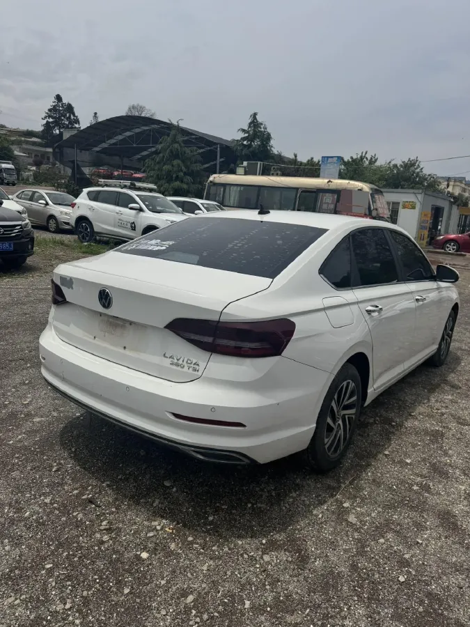 2022 Volkswagen T-Roc 1.4T 150HP L4 7DCT,autocango,china used car exporter,china ev exporter,chinese used car exporter,chinese used ev exporter