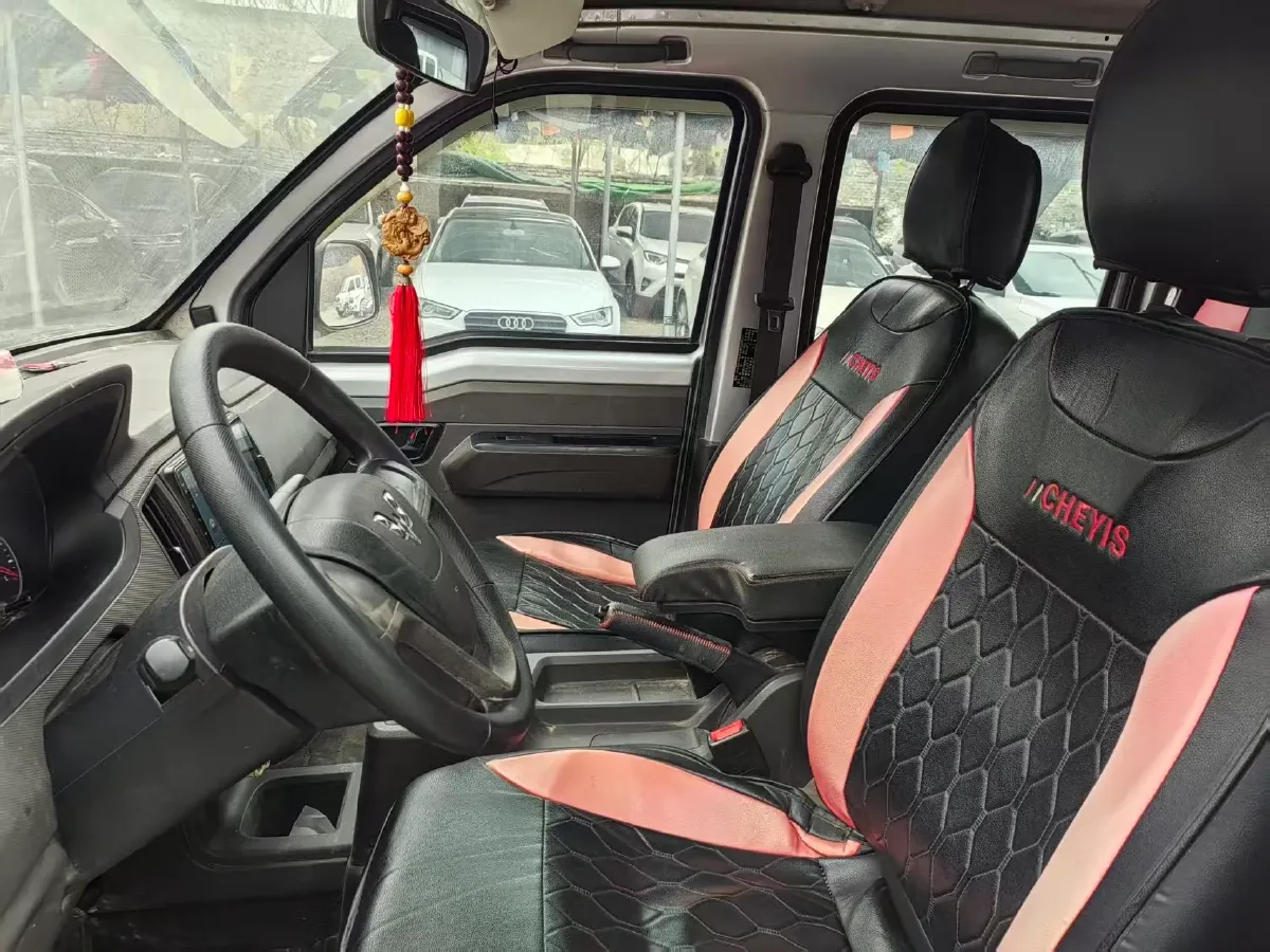 2021 WuLing RongGuang New Truck 1.8L 125HP L4 5MT,autocango,china used car exporter,china ev exporter,chinese used car exporter,chinese used ev exporter