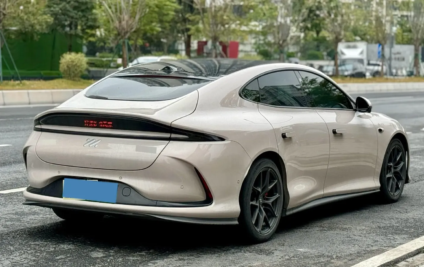 2024 IM L6 BEV 75KWH,autocango,china used car exporter,china ev exporter,chinese used car exporter,chinese used ev exporter