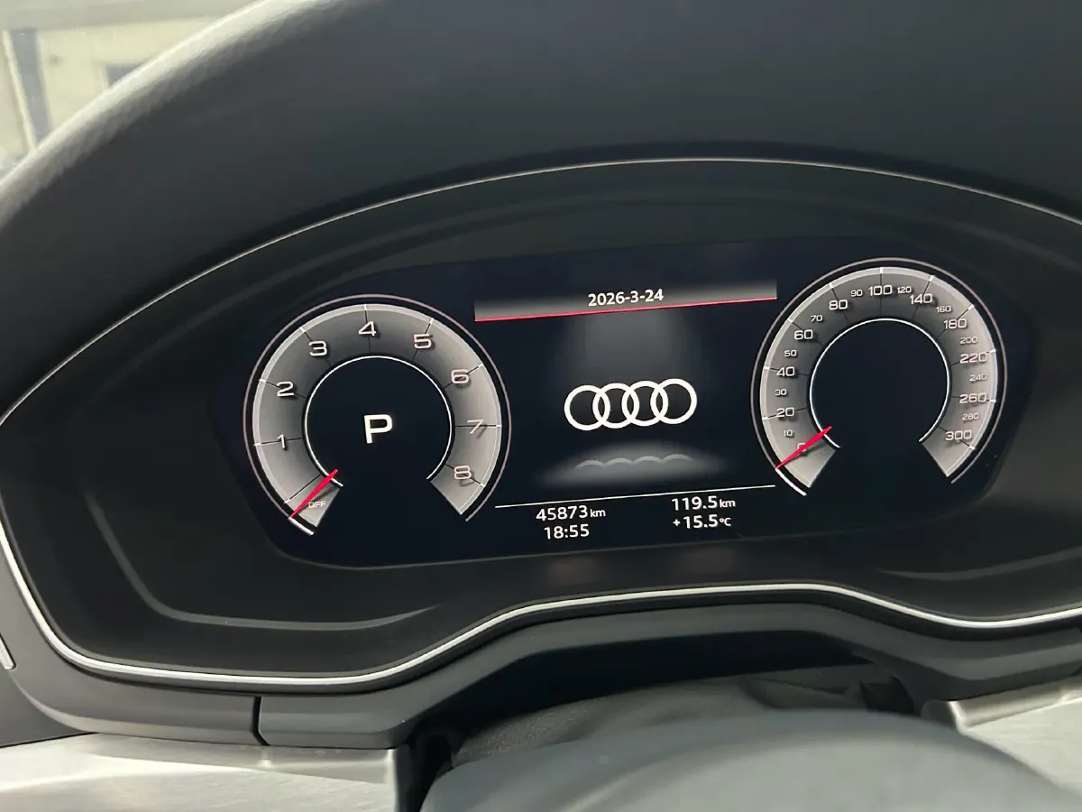 2020 Audi A4L 2.0T 190HP L4 7DCT,autocango,china used car exporter,china ev exporter,chinese used car exporter,chinese used ev exporter