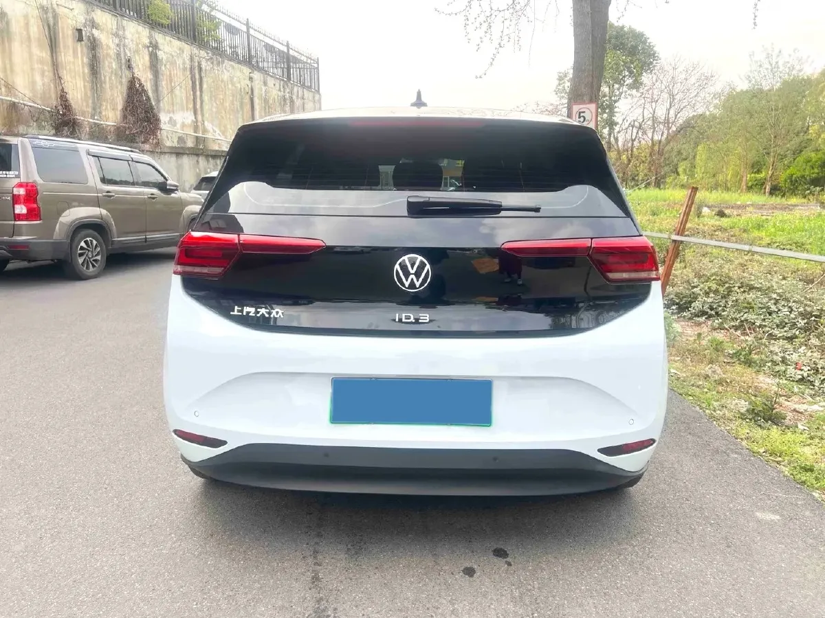 2023 Volkswagen ID.3 BEV 52.8KWH,autocango,china used car exporter,china ev exporter,chinese used car exporter,chinese used ev exporter