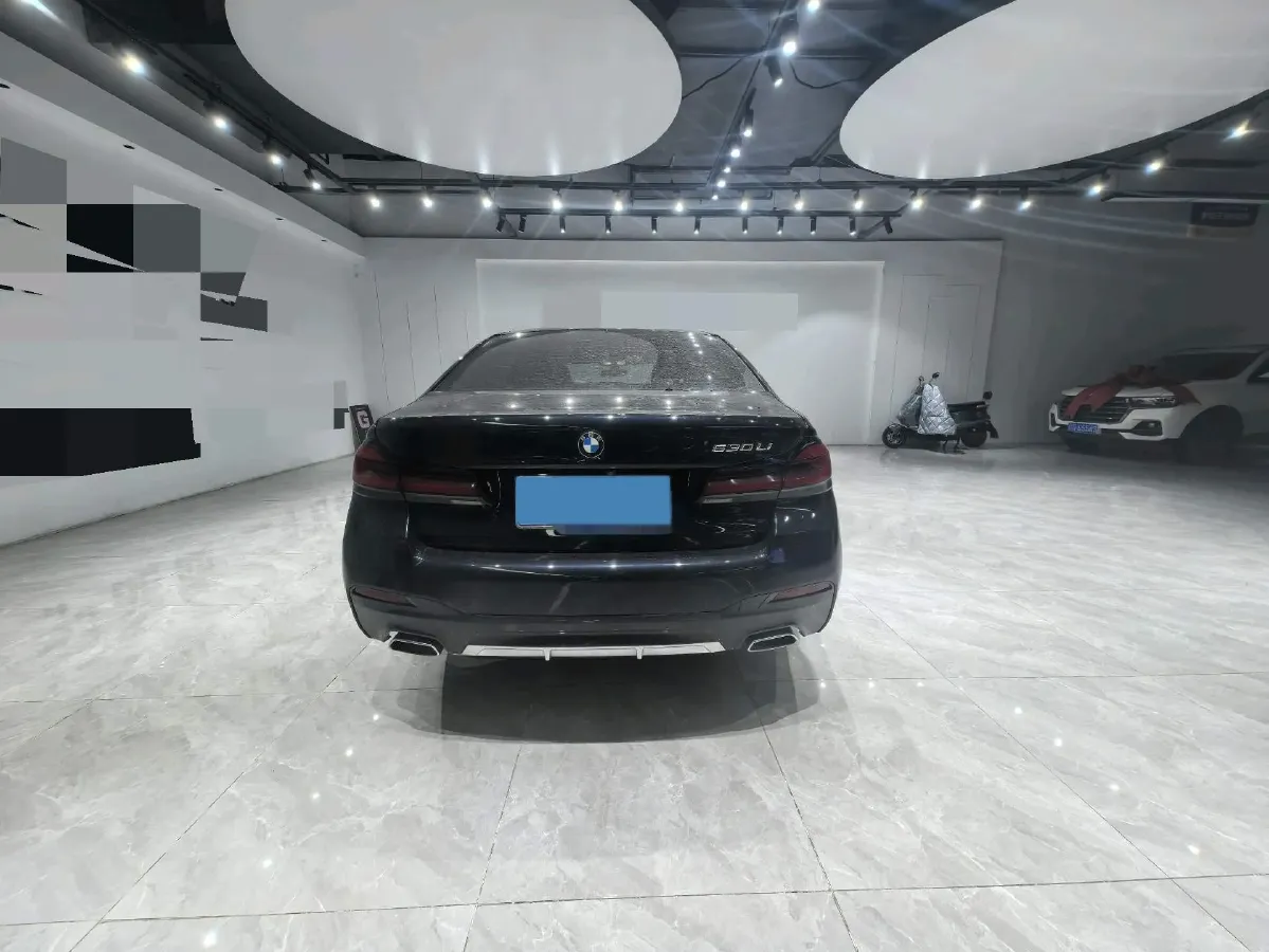 2022 BMW 5 Series 2.0T 252HP L4 8AT,autocango,china used car exporter,china ev exporter,chinese used car exporter,chinese used ev exporter