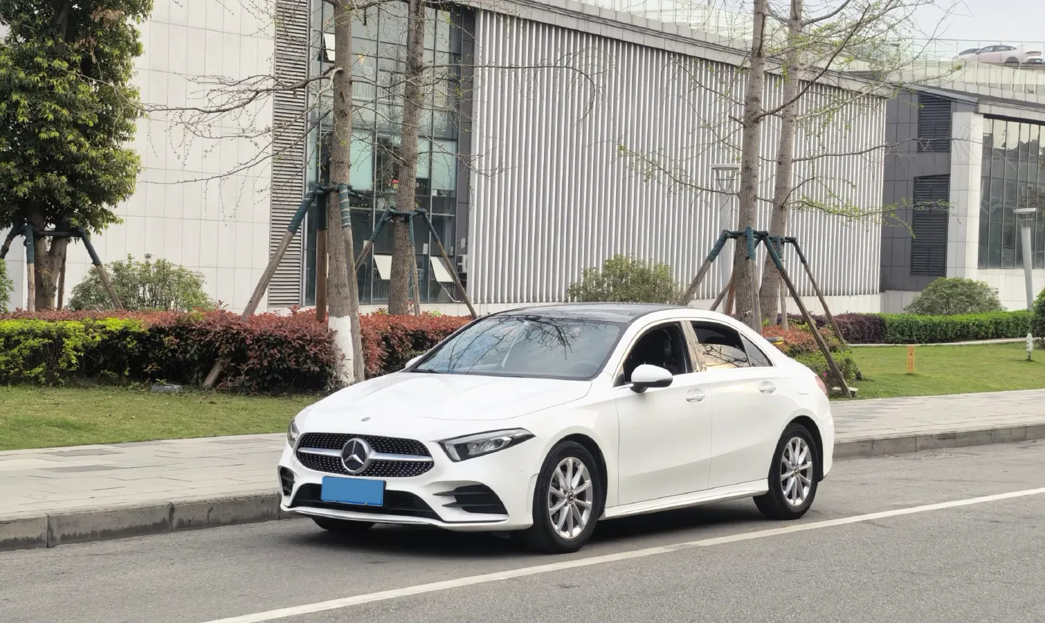 2020 Mercedes-Benz A Class 1.3T 163HP L4 7DCT,autocango,china used car exporter,china ev exporter,chinese used car exporter,chinese used ev exporter