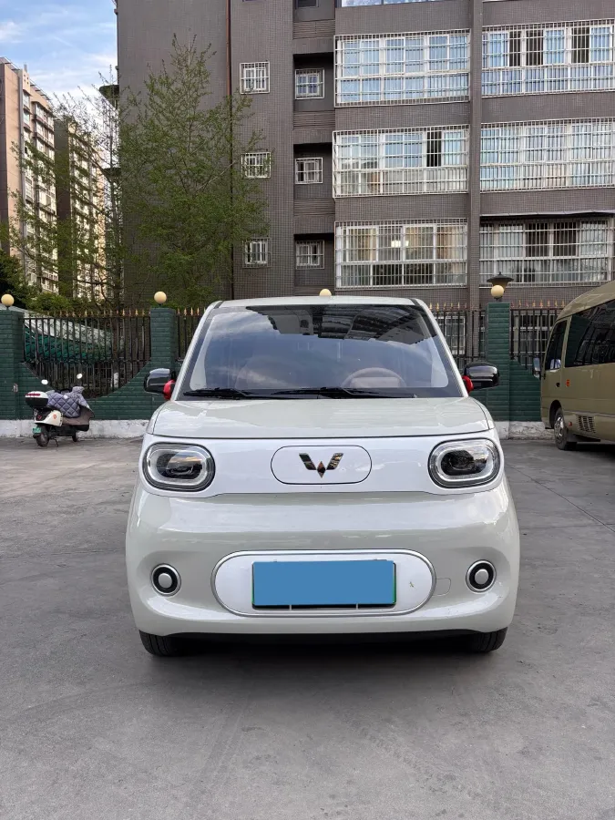 2024 WuLing HongGuang MINI EV BEV 17.3KWH,autocango,china used car exporter,china ev exporter,chinese used car exporter,chinese used ev exporter