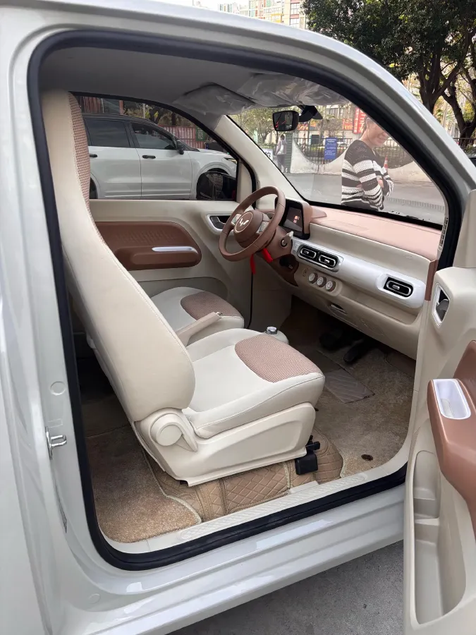 2024 WuLing HongGuang MINI EV BEV 17.3KWH,autocango,china used car exporter,china ev exporter,chinese used car exporter,chinese used ev exporter