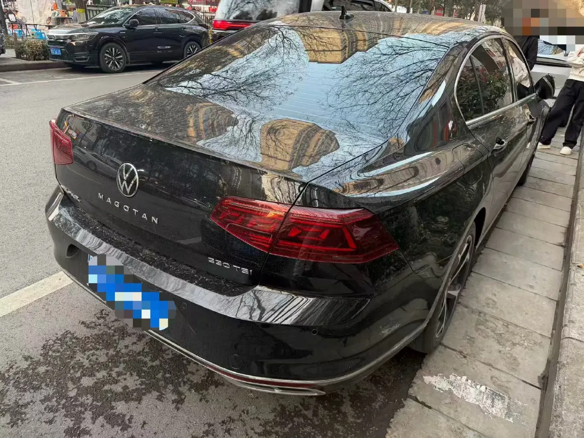 2024 Volkswagen Magotan 2.0T 186HP L4 7DCT,autocango,china used car exporter,china ev exporter,chinese used car exporter,chinese used ev exporter