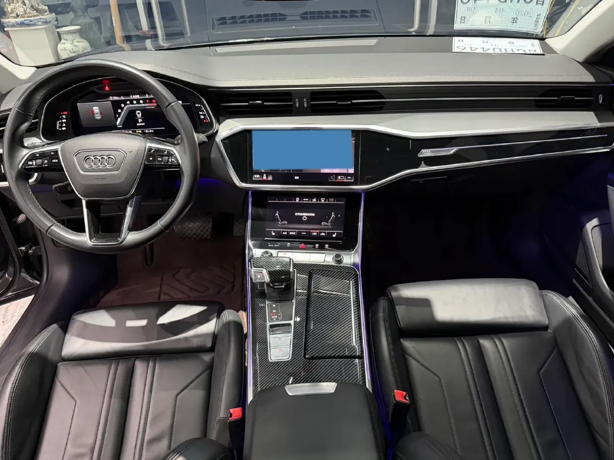 2022 Audi A7 2.0T 245HP L4 7DCT,autocango,china used car exporter,china ev exporter,chinese used car exporter,chinese used ev exporter