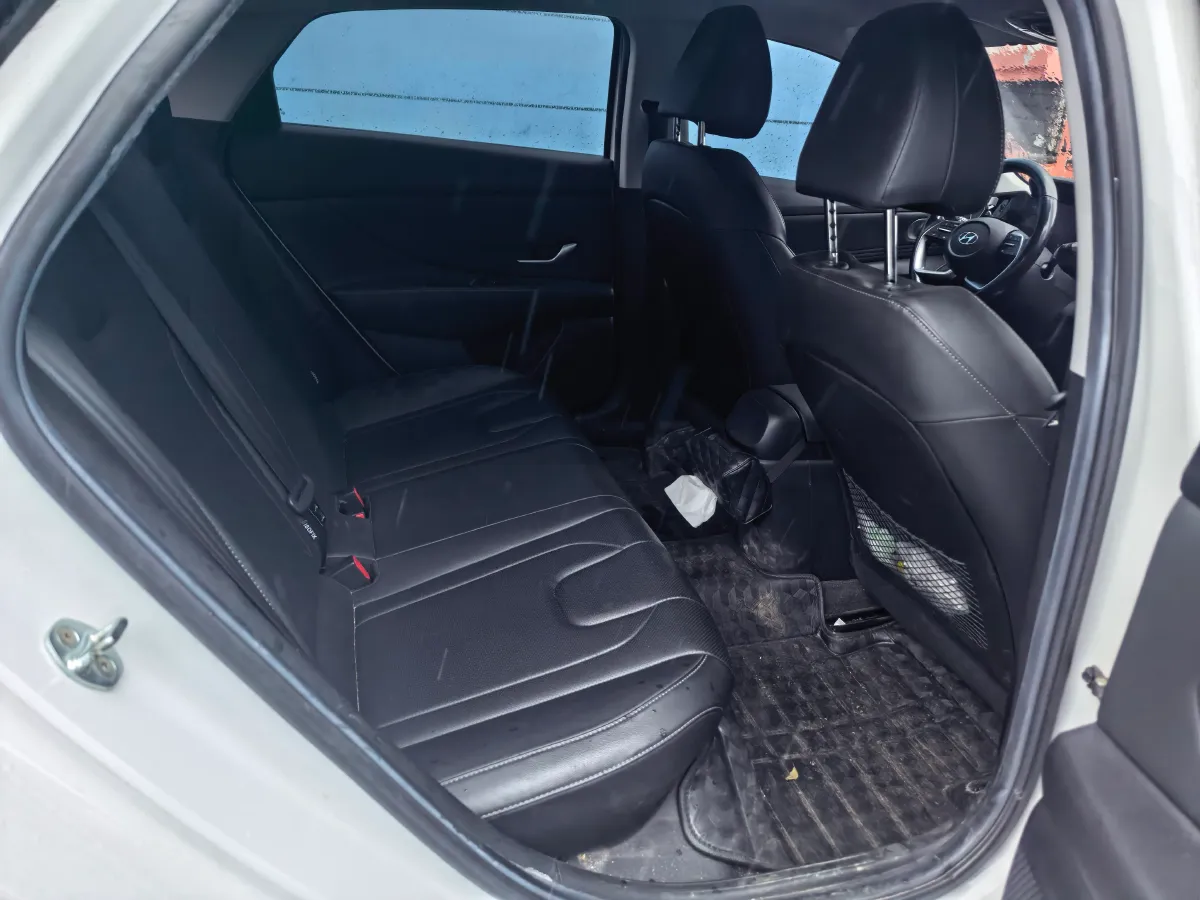 2021 Hyundai Elantra 1.5L 115HP L4 CVT,autocango,china used car exporter,china ev exporter,chinese used car exporter,chinese used ev exporter