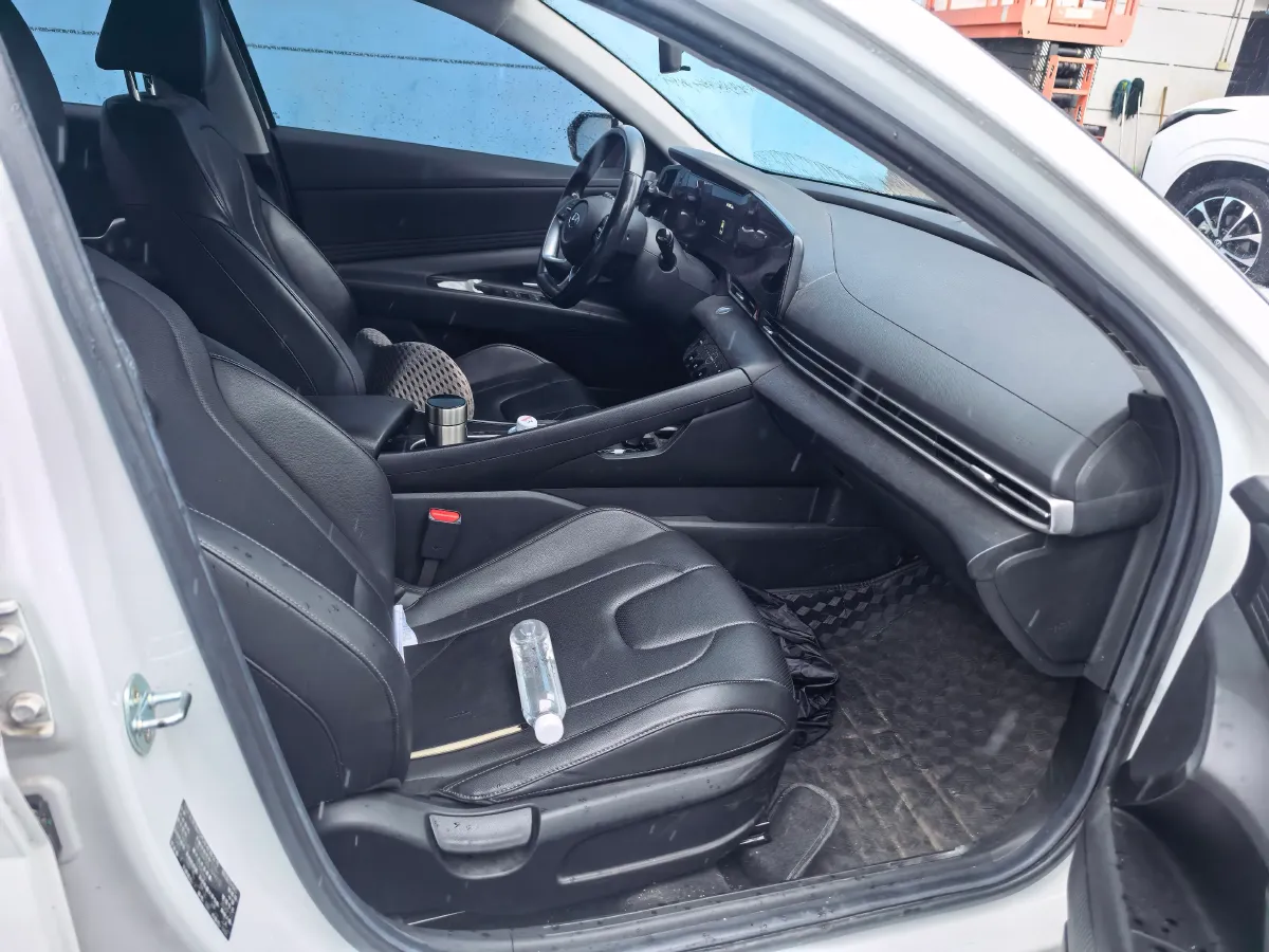 2021 Hyundai Elantra 1.5L 115HP L4 CVT,autocango,china used car exporter,china ev exporter,chinese used car exporter,chinese used ev exporter