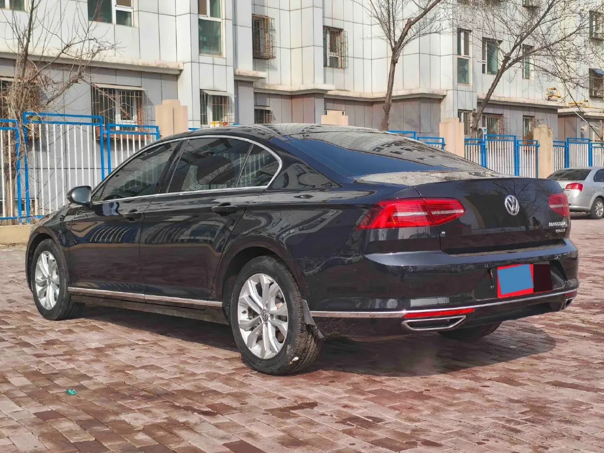 2018 Volkswagen Magotan 1.8T 180HP L4 7DCT,autocango,china used car exporter,china ev exporter,chinese used car exporter,chinese used ev exporter