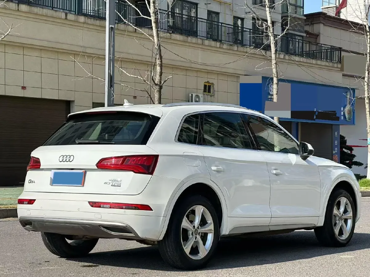 2018 Volkswagen Alltrack 2.0T 220HP L4 7DCT,autocango,china used car exporter,china ev exporter,chinese used car exporter,chinese used ev exporter