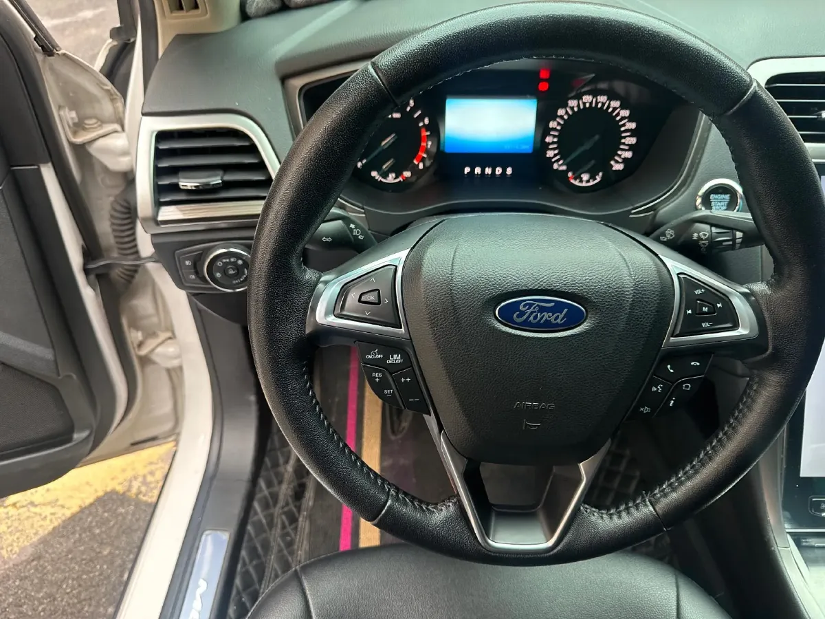 2020 Ford Mondeo 1.5T 182HP L4 6AT,autocango,china used car exporter,china ev exporter,chinese used car exporter,chinese used ev exporter