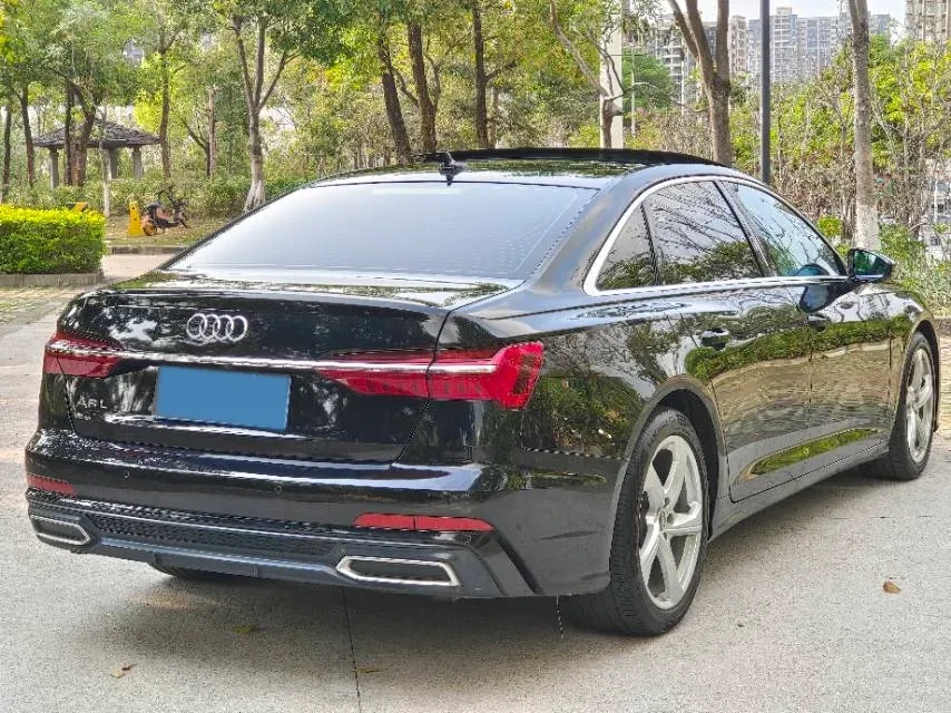 2021 Audi A6L 2.0T 190HP L4 7DCT,autocango,china used car exporter,china ev exporter,chinese used car exporter,chinese used ev exporter