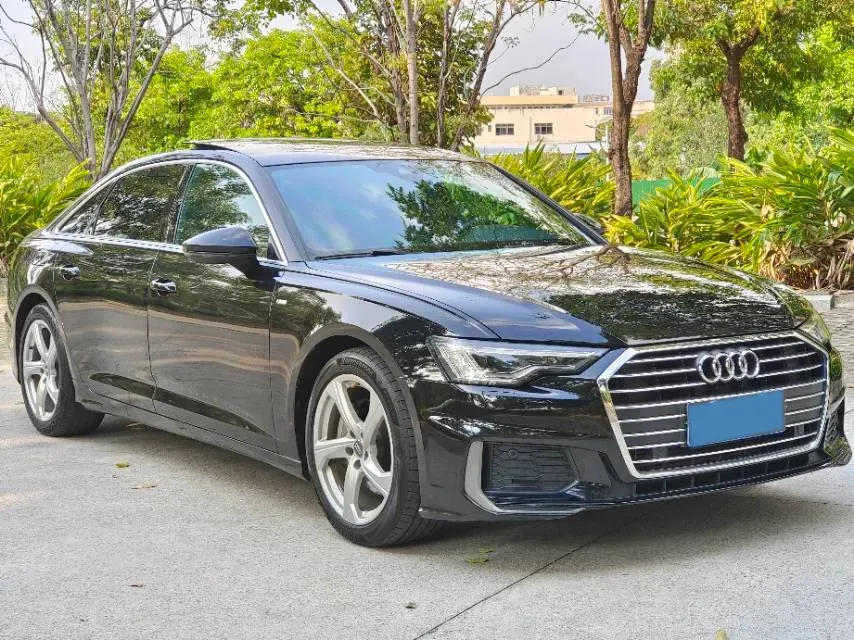 2021 Audi A6L 2.0T 190HP L4 7DCT,autocango,china used car exporter,china ev exporter,chinese used car exporter,chinese used ev exporter