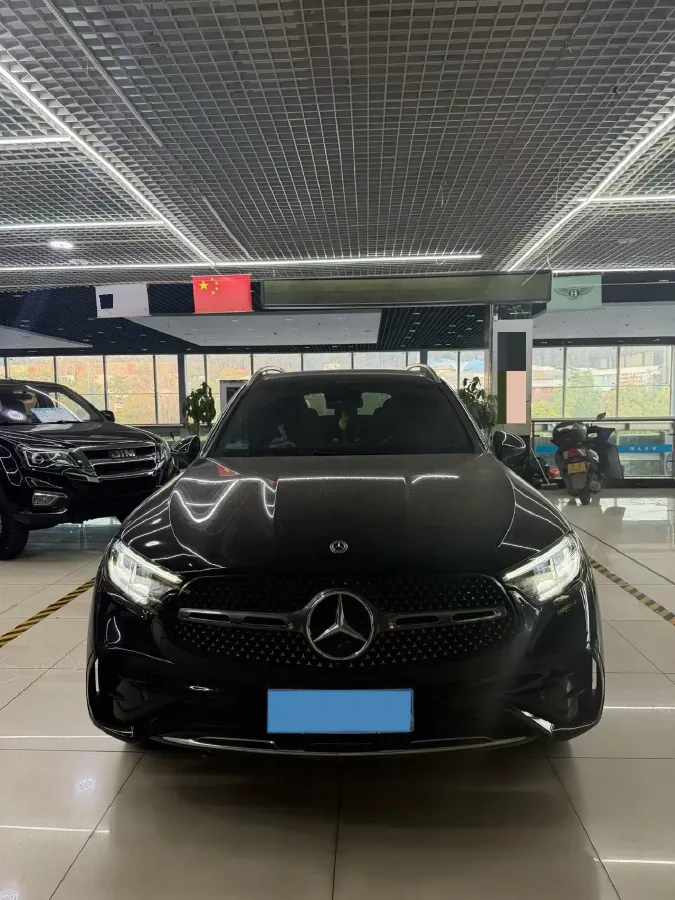 2023 Mercedes-Benz GLC Class 2.0T 204HP L4 9AT,autocango,china used car exporter,china ev exporter,chinese used car exporter,chinese used ev exporter