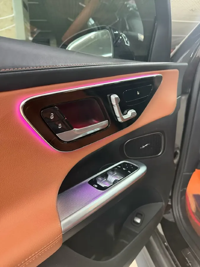 2023 Mercedes-Benz GLC Class 2.0T 204HP L4 9AT,autocango,china used car exporter,china ev exporter,chinese used car exporter,chinese used ev exporter