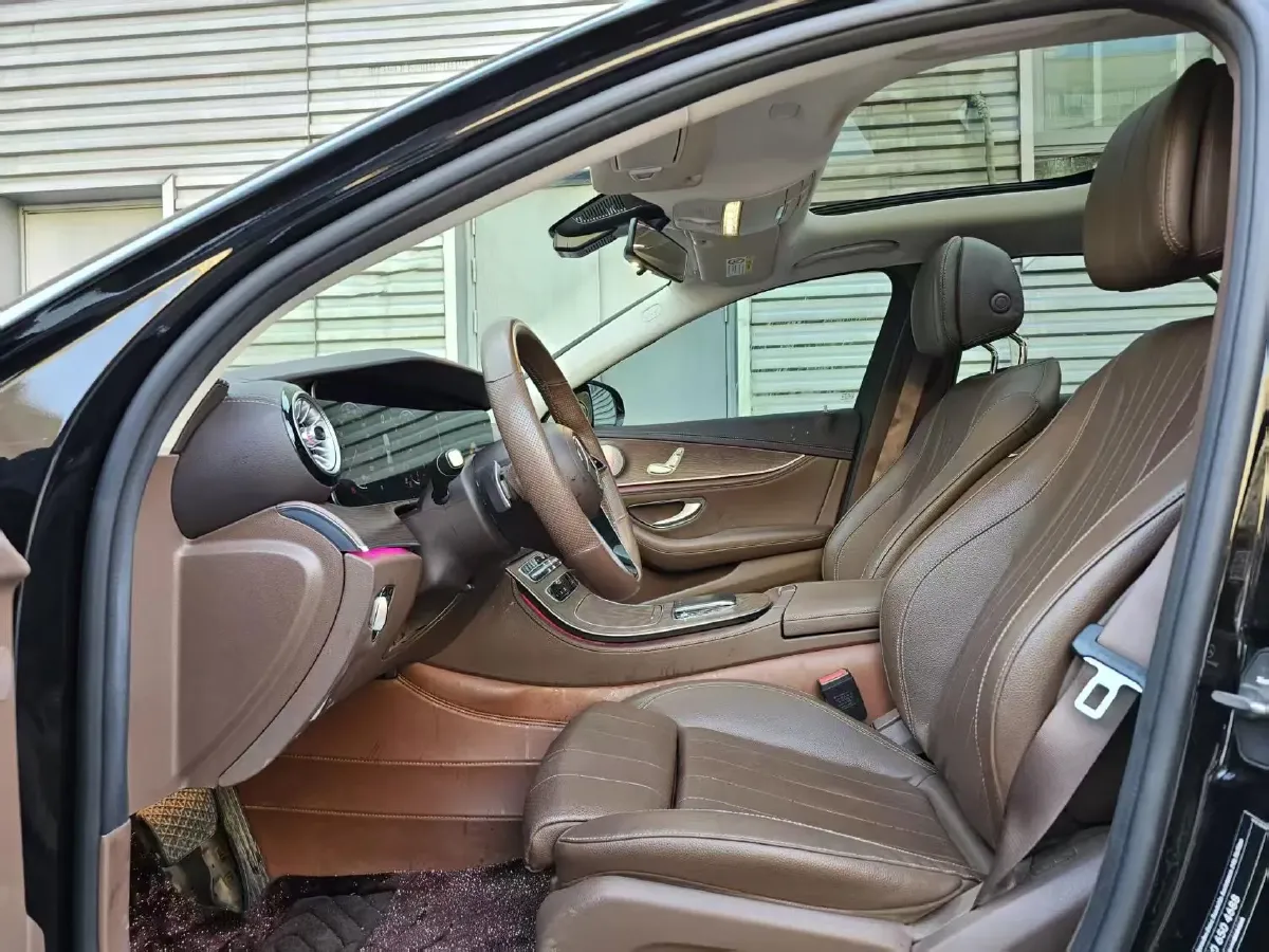 2023 Mercedes-Benz E Class 2.0T 197HP L4 9AT,autocango,china used car exporter,china ev exporter,chinese used car exporter,chinese used ev exporter