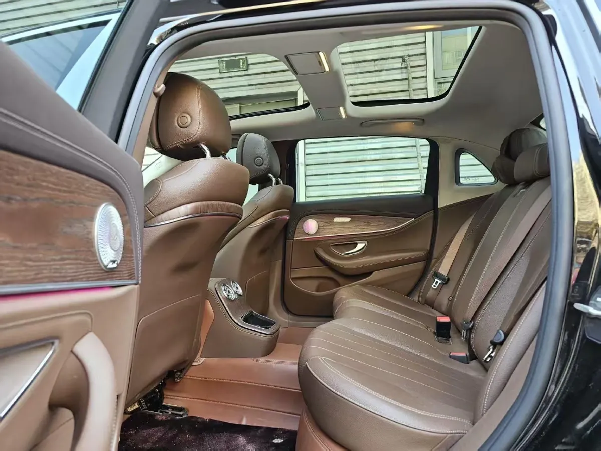 2023 Mercedes-Benz E Class 2.0T 197HP L4 9AT,autocango,china used car exporter,china ev exporter,chinese used car exporter,chinese used ev exporter