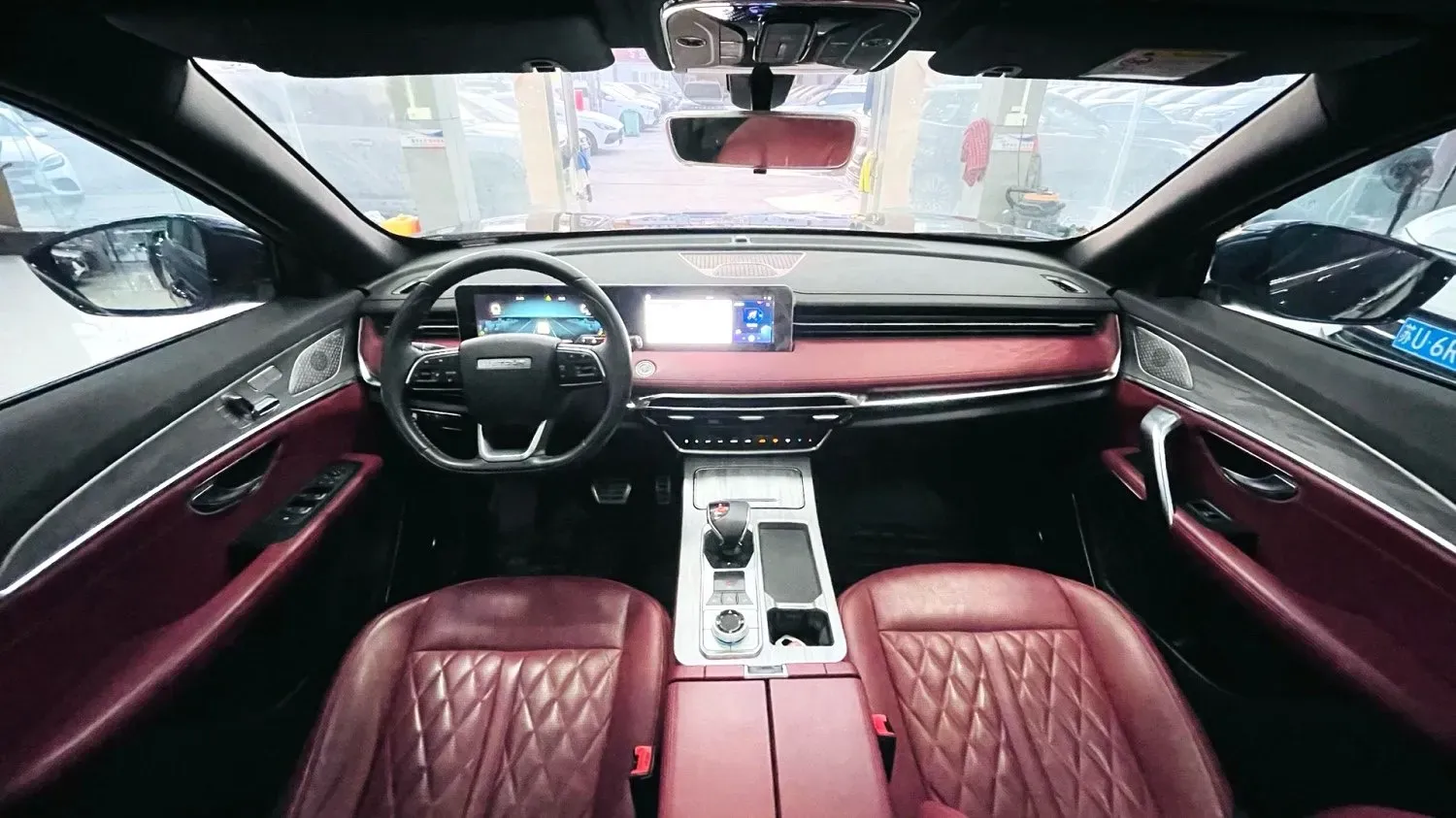 2023 ChangAn Oshan X7 Plus 1.5T 188HP L4 7DCT,autocango,china used car exporter,china ev exporter,chinese used car exporter,chinese used ev exporter