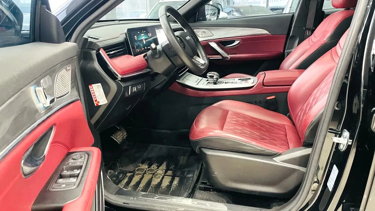 2023 ChangAn Oshan X7 Plus 1.5T 188HP L4 7DCT,autocango,china used car exporter,china ev exporter,chinese used car exporter,chinese used ev exporter