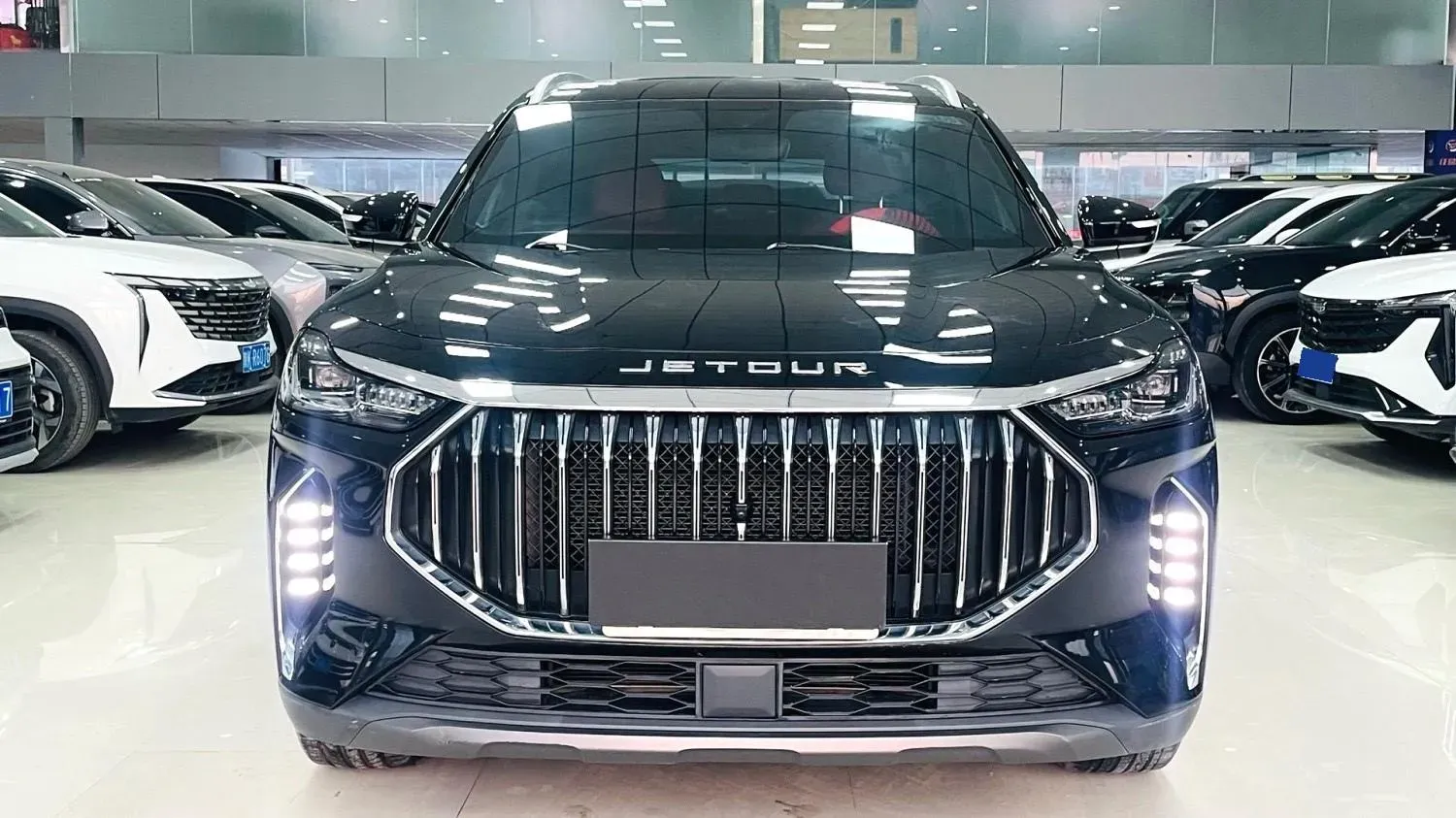 2023 ChangAn Oshan X7 Plus 1.5T 188HP L4 7DCT,autocango,china used car exporter,china ev exporter,chinese used car exporter,chinese used ev exporter