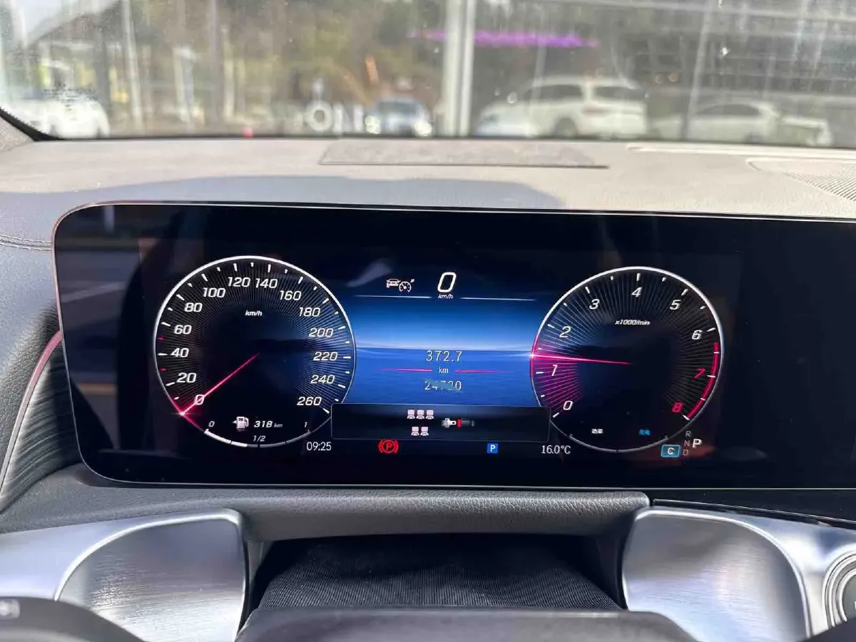 2024 Mercedes-Benz GLB Class 2.0T 190HP L4 8DCT,autocango,china used car exporter,china ev exporter,chinese used car exporter,chinese used ev exporter