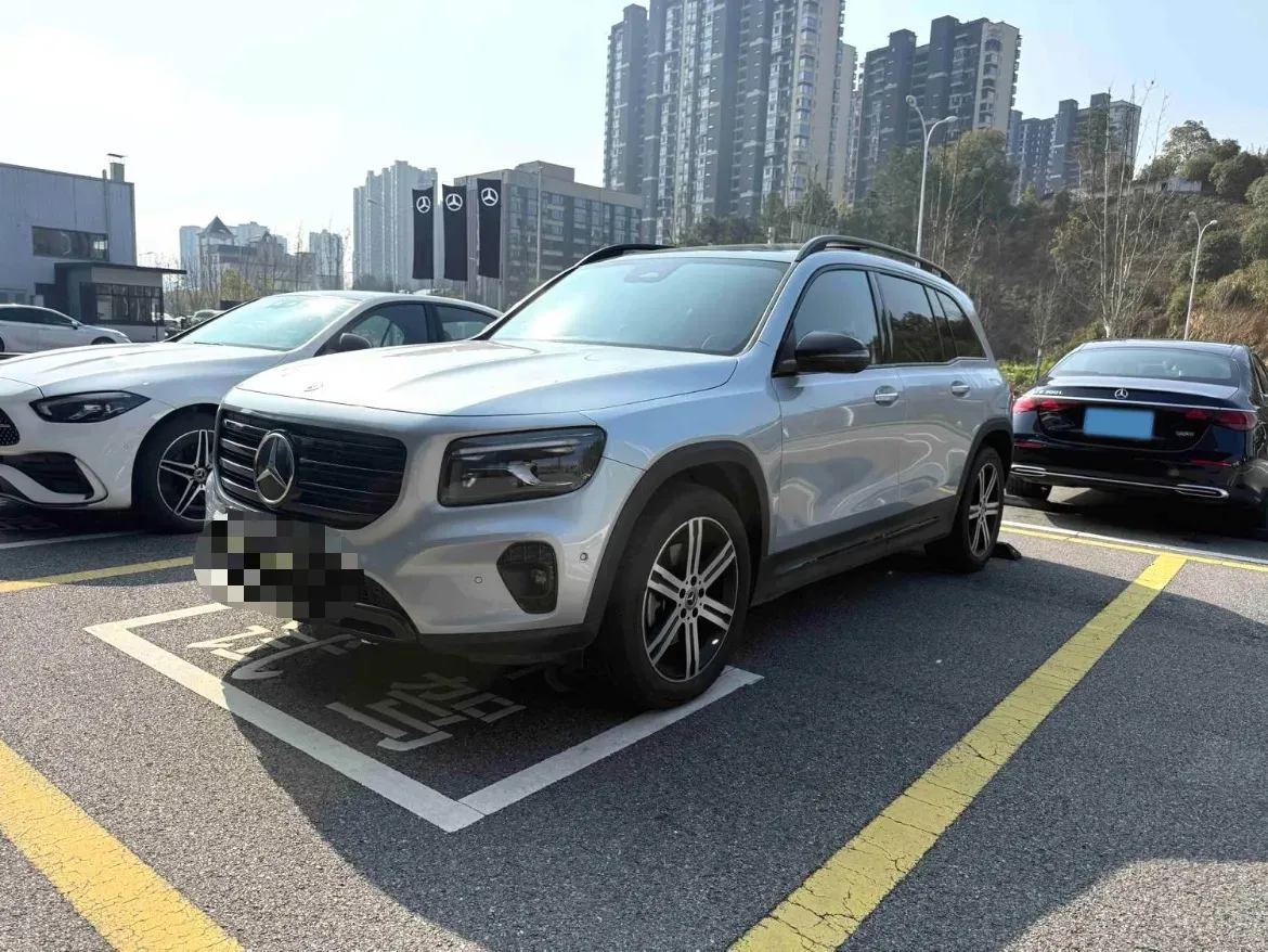 2024 Mercedes-Benz GLB Class 2.0T 190HP L4 8DCT,autocango,china used car exporter,china ev exporter,chinese used car exporter,chinese used ev exporter