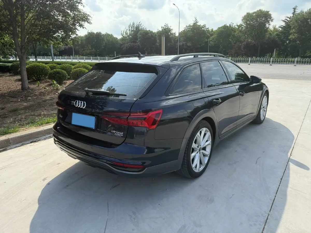 2020 Audi A6 2.0T 245HP L4 7DCT,autocango,china used car exporter,china ev exporter,chinese used car exporter,chinese used ev exporter