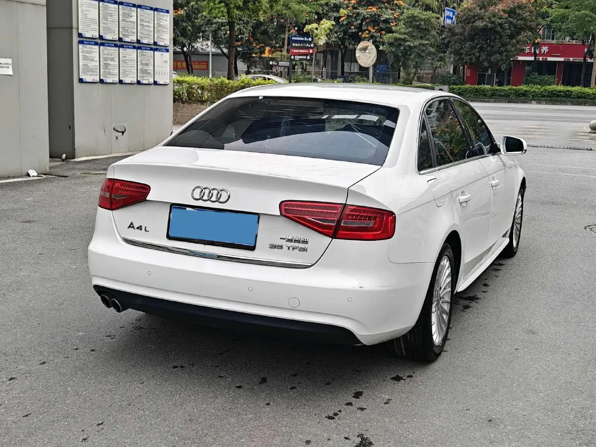 2015 Audi A4L 2.0T 180HP L4 CVT,autocango,china used car exporter,china ev exporter,chinese used car exporter,chinese used ev exporter