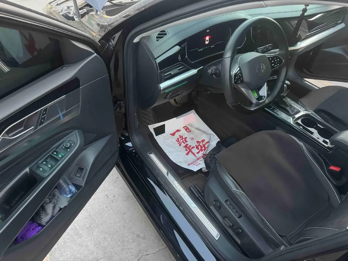 2023 Volkswagen Passat 2.0T 186HP L4 7DCT,autocango,china used car exporter,china ev exporter,chinese used car exporter,chinese used ev exporter