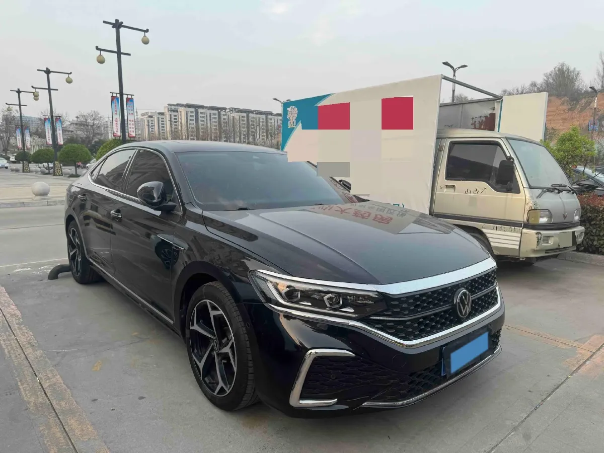 2023 Volkswagen Passat 2.0T 186HP L4 7DCT,autocango,china used car exporter,china ev exporter,chinese used car exporter,chinese used ev exporter