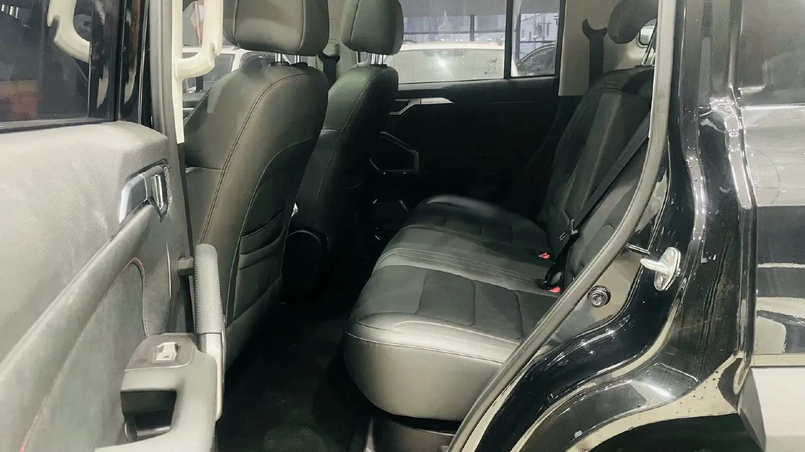 2023 Jetour Traveller 1.5T 184HP L4 7DCT,autocango,china used car exporter,china ev exporter,chinese used car exporter,chinese used ev exporter