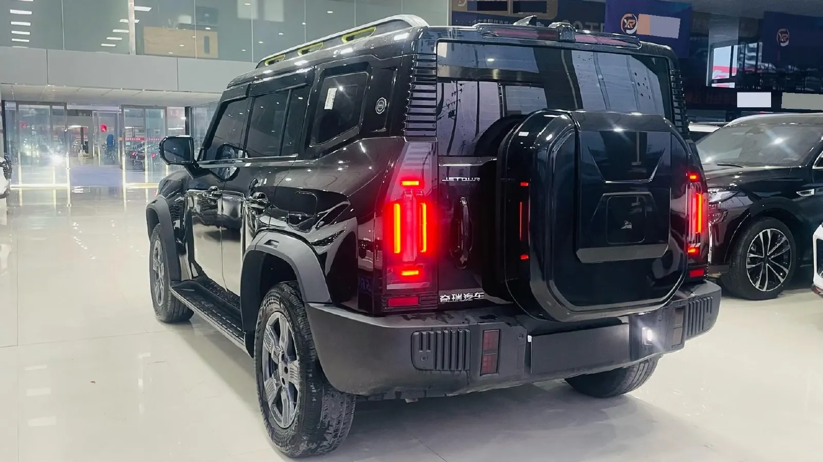 2023 Jetour Traveller 1.5T 184HP L4 7DCT,autocango,china used car exporter,china ev exporter,chinese used car exporter,chinese used ev exporter