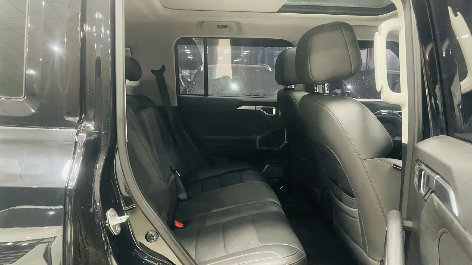 2023 Jetour Traveller 1.5T 184HP L4 7DCT,autocango,china used car exporter,china ev exporter,chinese used car exporter,chinese used ev exporter