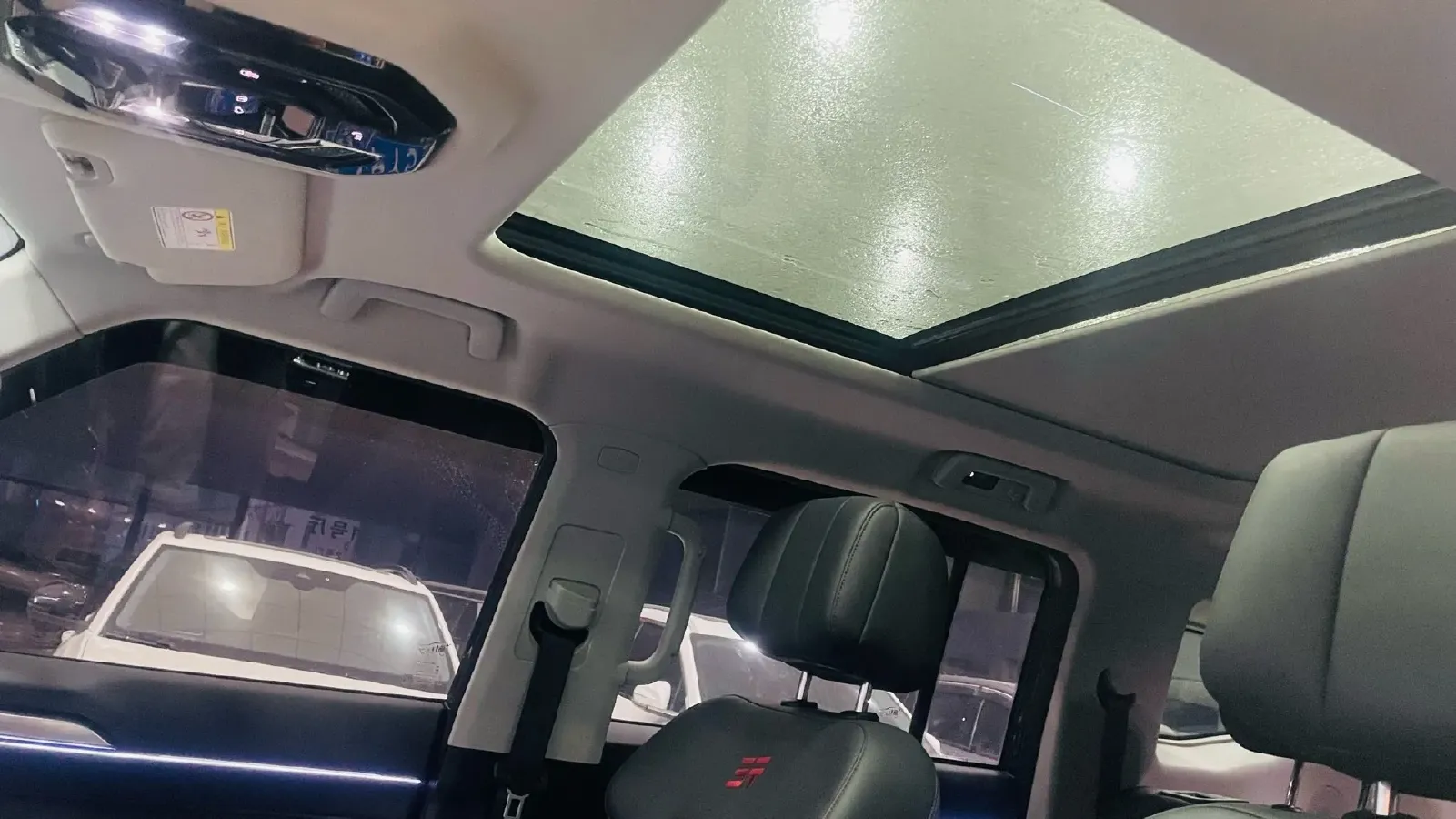 2023 Jetour Traveller 1.5T 184HP L4 7DCT,autocango,china used car exporter,china ev exporter,chinese used car exporter,chinese used ev exporter