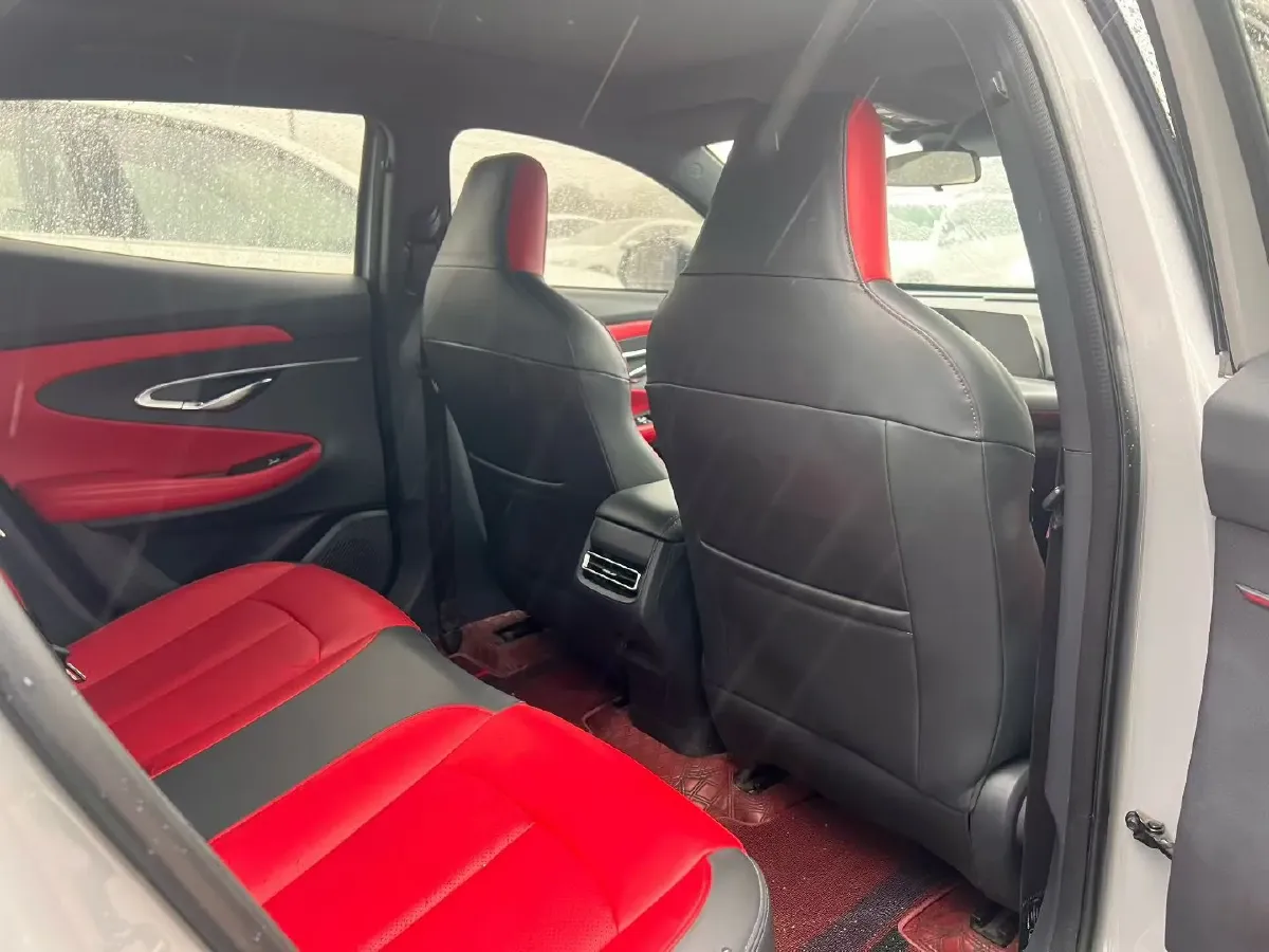 2020 ChangAn UNI-T 1.5T 180HP L4 7DCT,autocango,china used car exporter,china ev exporter,chinese used car exporter,chinese used ev exporter