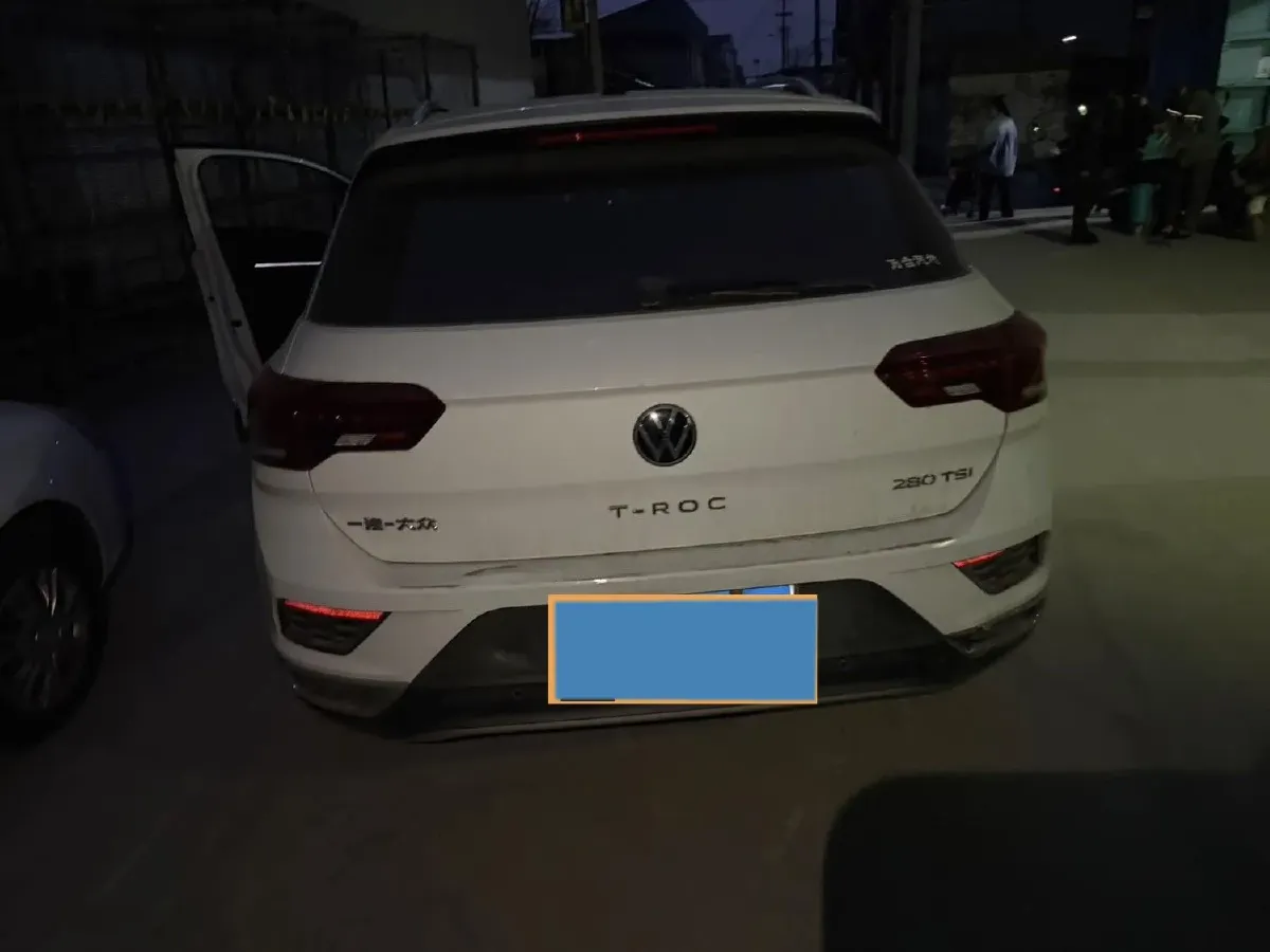 2021 Volkswagen T-Roc 1.4T 150HP L4 7DCT,autocango,china used car exporter,china ev exporter,chinese used car exporter,chinese used ev exporter