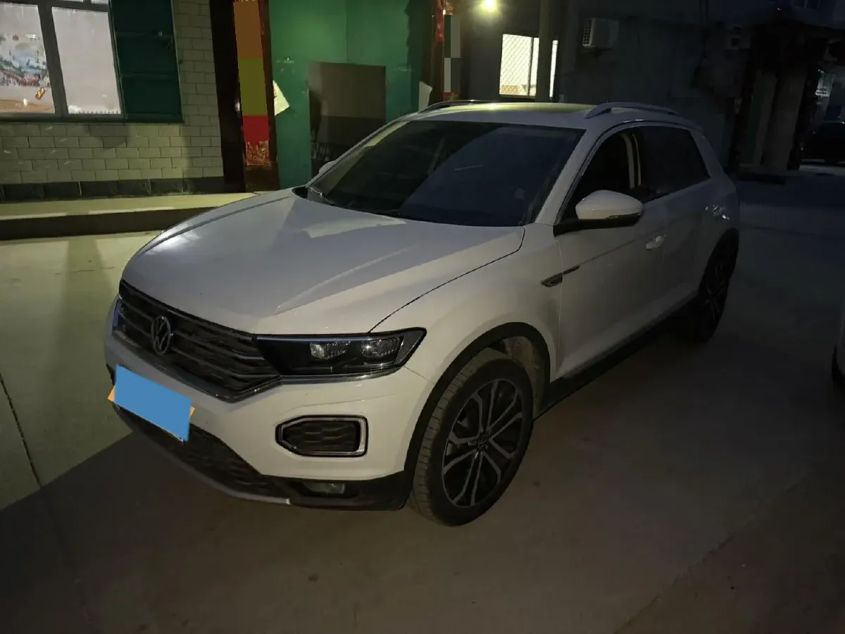 2021 Volkswagen T-Roc 1.4T 150HP L4 7DCT,autocango,china used car exporter,china ev exporter,chinese used car exporter,chinese used ev exporter