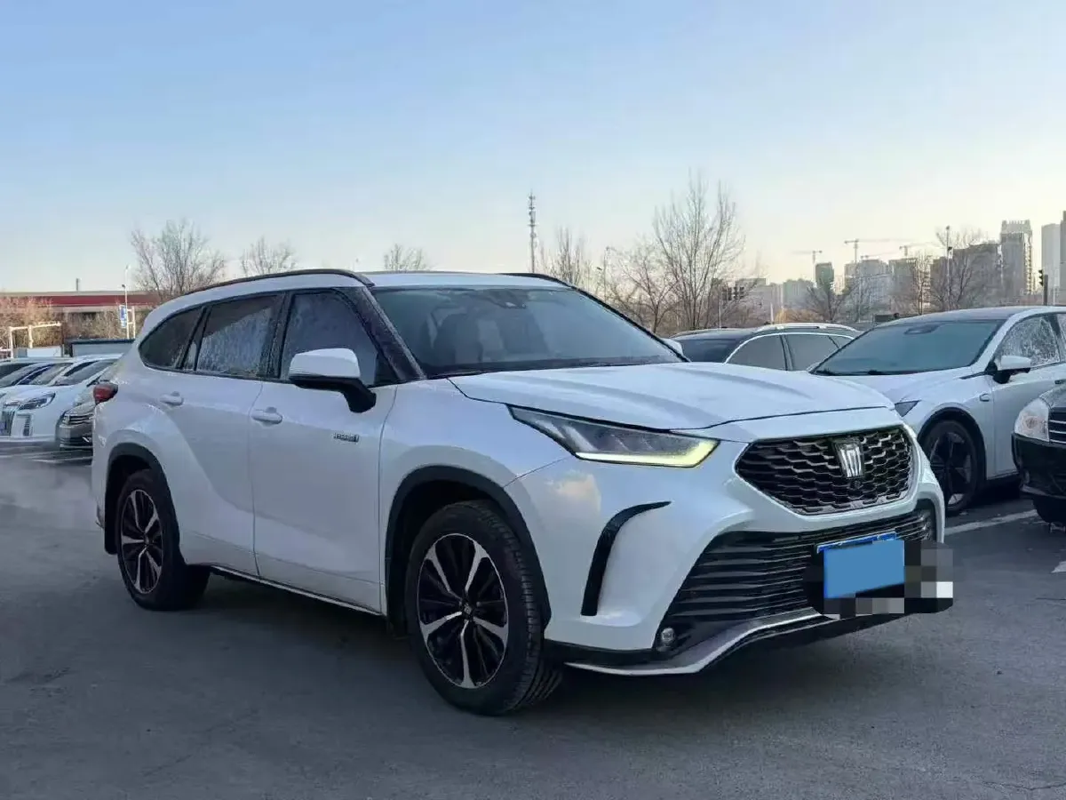 2022 Toyota Crown Kluger 2.5L 192HP L4 E-CVT Hybrid,autocango,china used car exporter,china ev exporter,chinese used car exporter,chinese used ev exporter