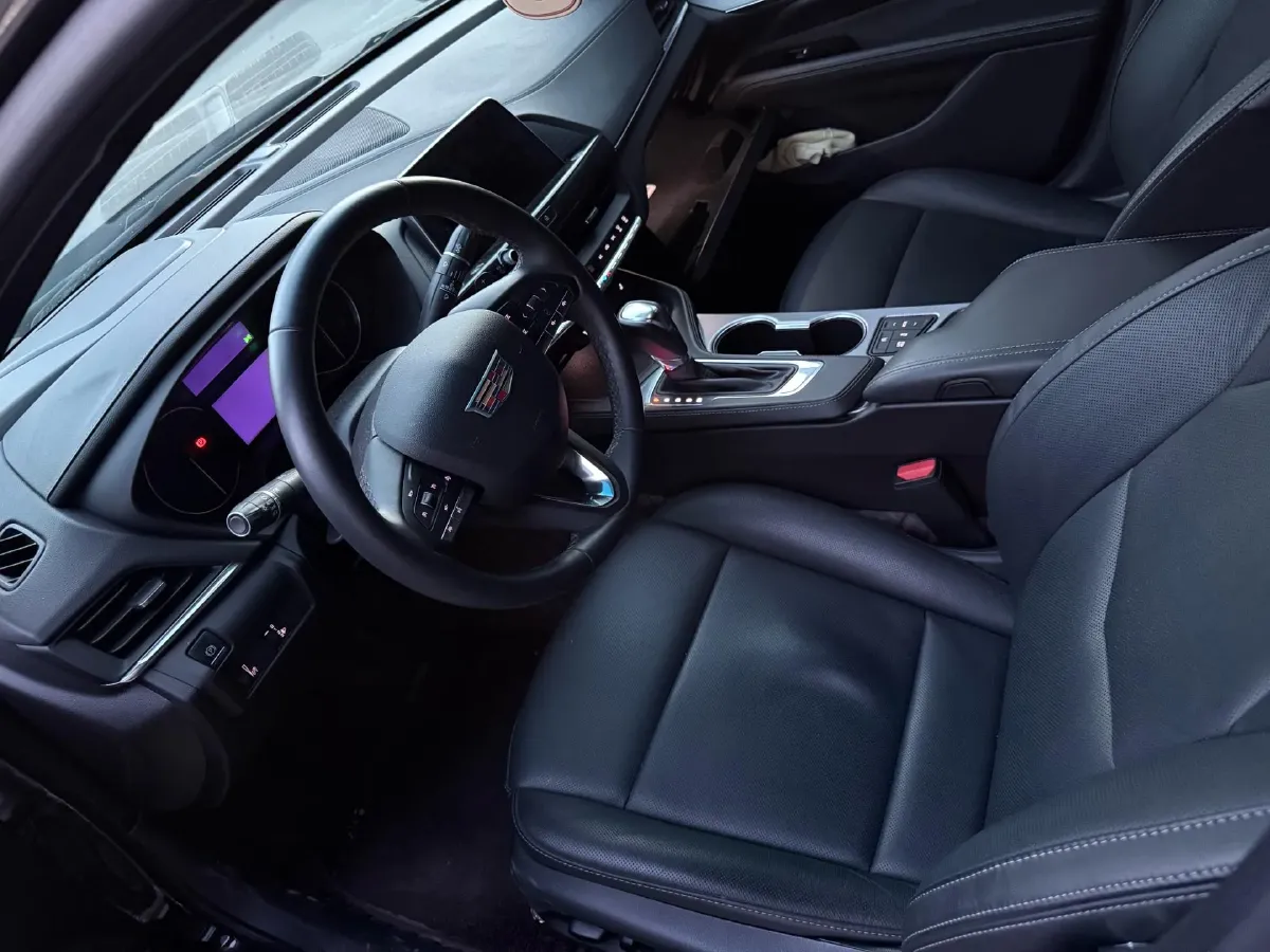 2022 Cadillac CT4 2.0T 237HP L4 8AT,autocango,china used car exporter,china ev exporter,chinese used car exporter,chinese used ev exporter