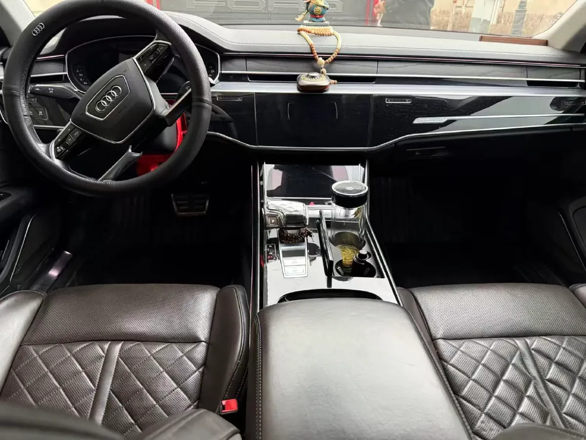 2021 Audi A8 3.0T 286HP V6 8AT,autocango,china used car exporter,china ev exporter,chinese used car exporter,chinese used ev exporter