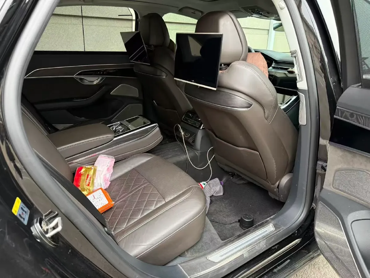 2021 Audi A8 3.0T 286HP V6 8AT,autocango,china used car exporter,china ev exporter,chinese used car exporter,chinese used ev exporter