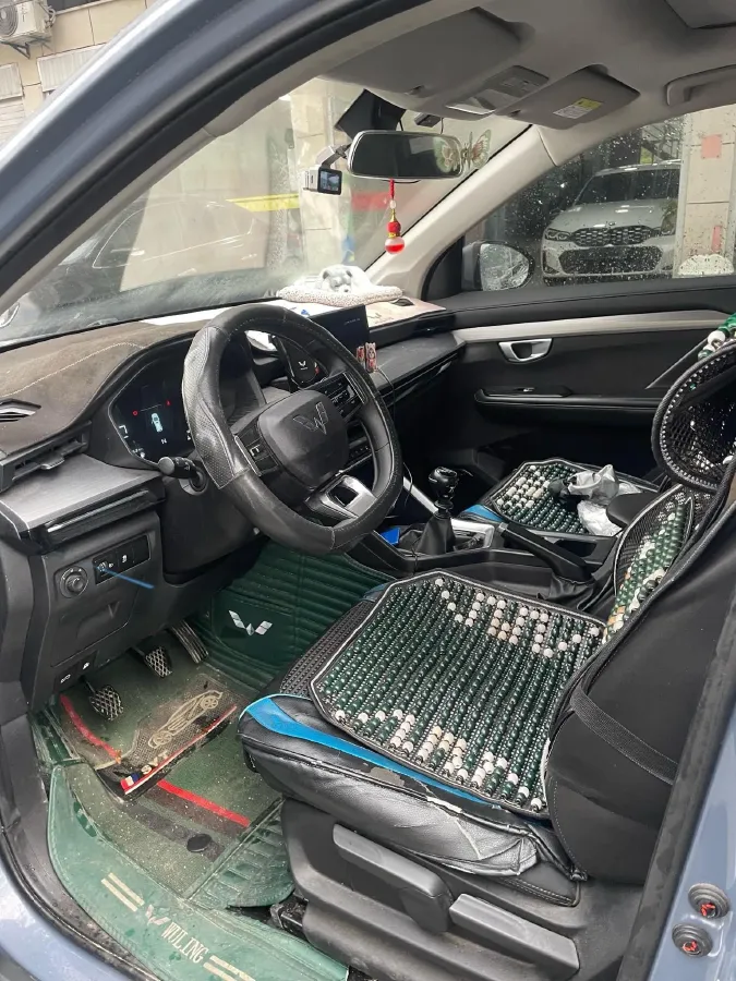 2021 WuLing XingChen 1.5T 147HP L4 6MT,autocango,china used car exporter,china ev exporter,chinese used car exporter,chinese used ev exporter