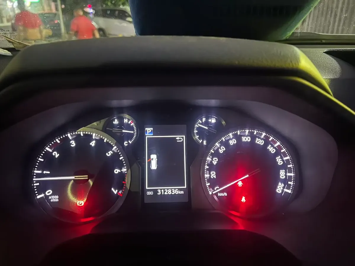 2018 Mercedes-Benz E Class 2.0T 184HP L4 9AT,autocango,china used car exporter,china ev exporter,chinese used car exporter,chinese used ev exporter