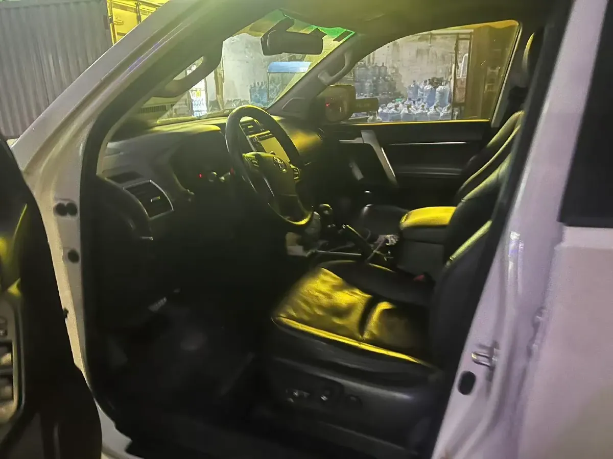 2018 Mercedes-Benz E Class 2.0T 184HP L4 9AT,autocango,china used car exporter,china ev exporter,chinese used car exporter,chinese used ev exporter